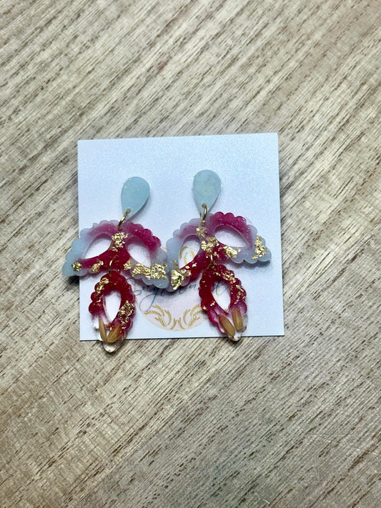 Red, White, and Blue 3-Petal Rice Earrings