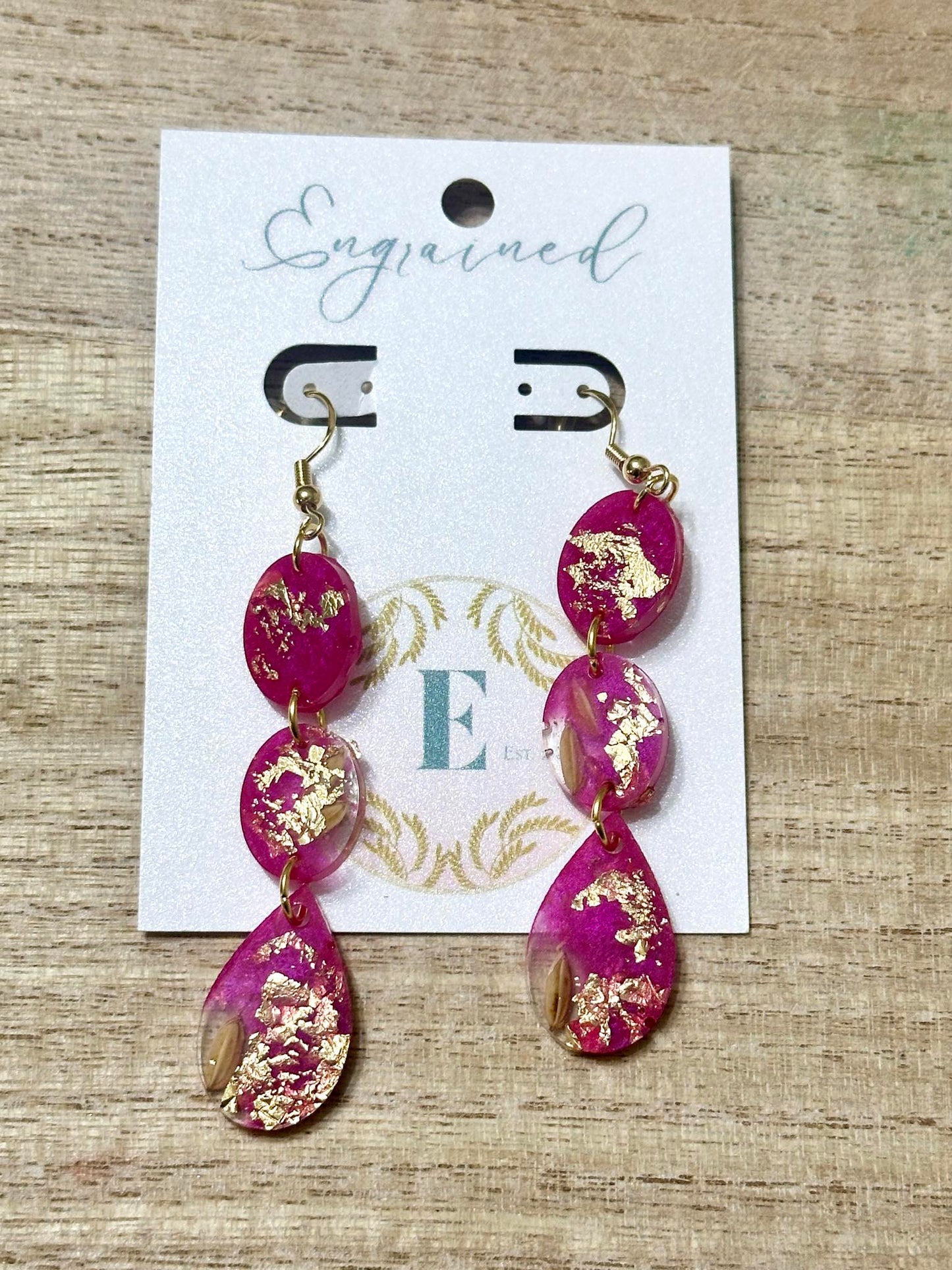 3-Tier Modern Teardrop Rice Earrings With Gold Leaf